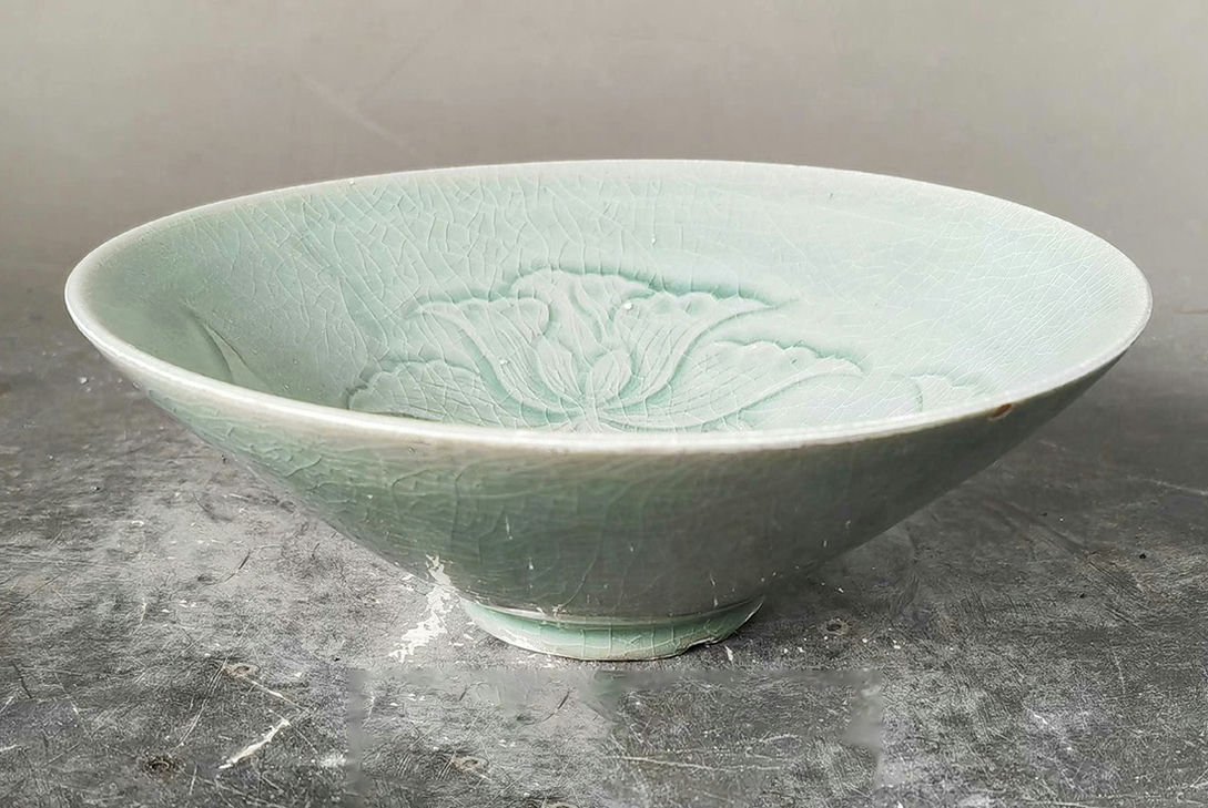 ■青澤古美術■G273朝鮮旧蔵 高麗磁 朝鮮古陶磁器 古高麗 李朝 高麗青磁陰刻牡丹斗笠碗