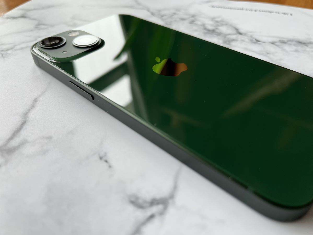 美品 iPhone 13 128GB グリーン バッテリー100％ SIMフリー Apple
