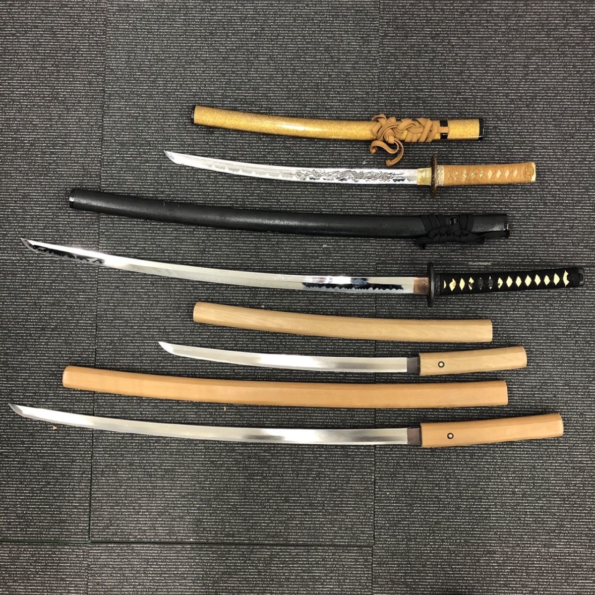 日本刀 ミニチュア レプリカ 観賞用 オブジェ 日本刀 ミニチュア レプリカ 観賞用 オブジェ 楽天市場】刀 オブジェの通販
