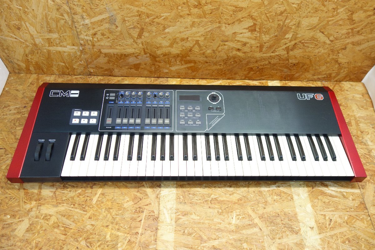 ◎【通電確認済み 】エムアイセブン MI7 UF6 61鍵MIDIマスターキーボード 現状品◎【Z218】