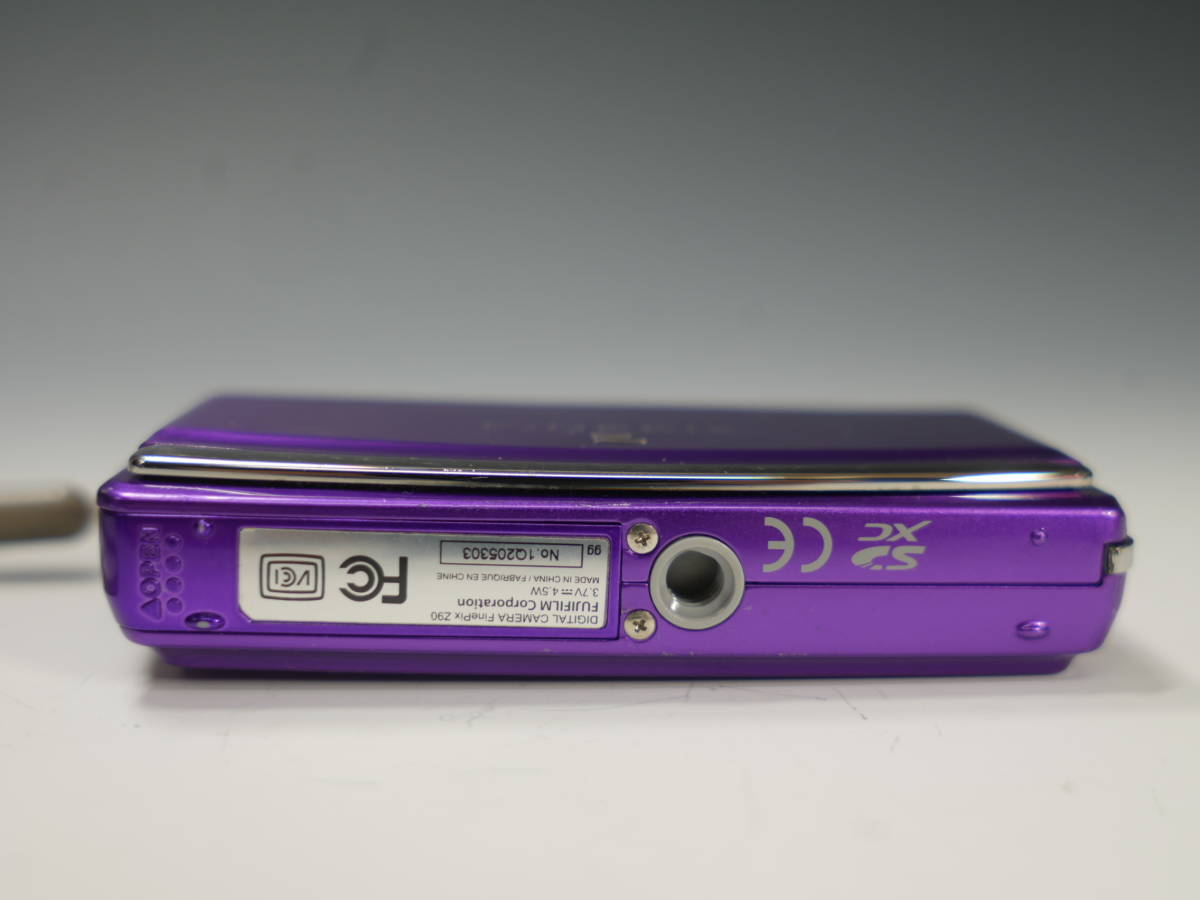◇FUJIFILM【FinePix Z90】1420万画素 光学5倍ズーム USED品 元箱・充電
