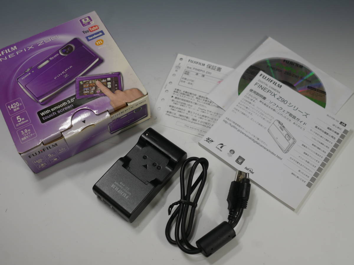 ◇FUJIFILM【FinePix Z90】1420万画素 光学5倍ズーム USED品 元箱・充電