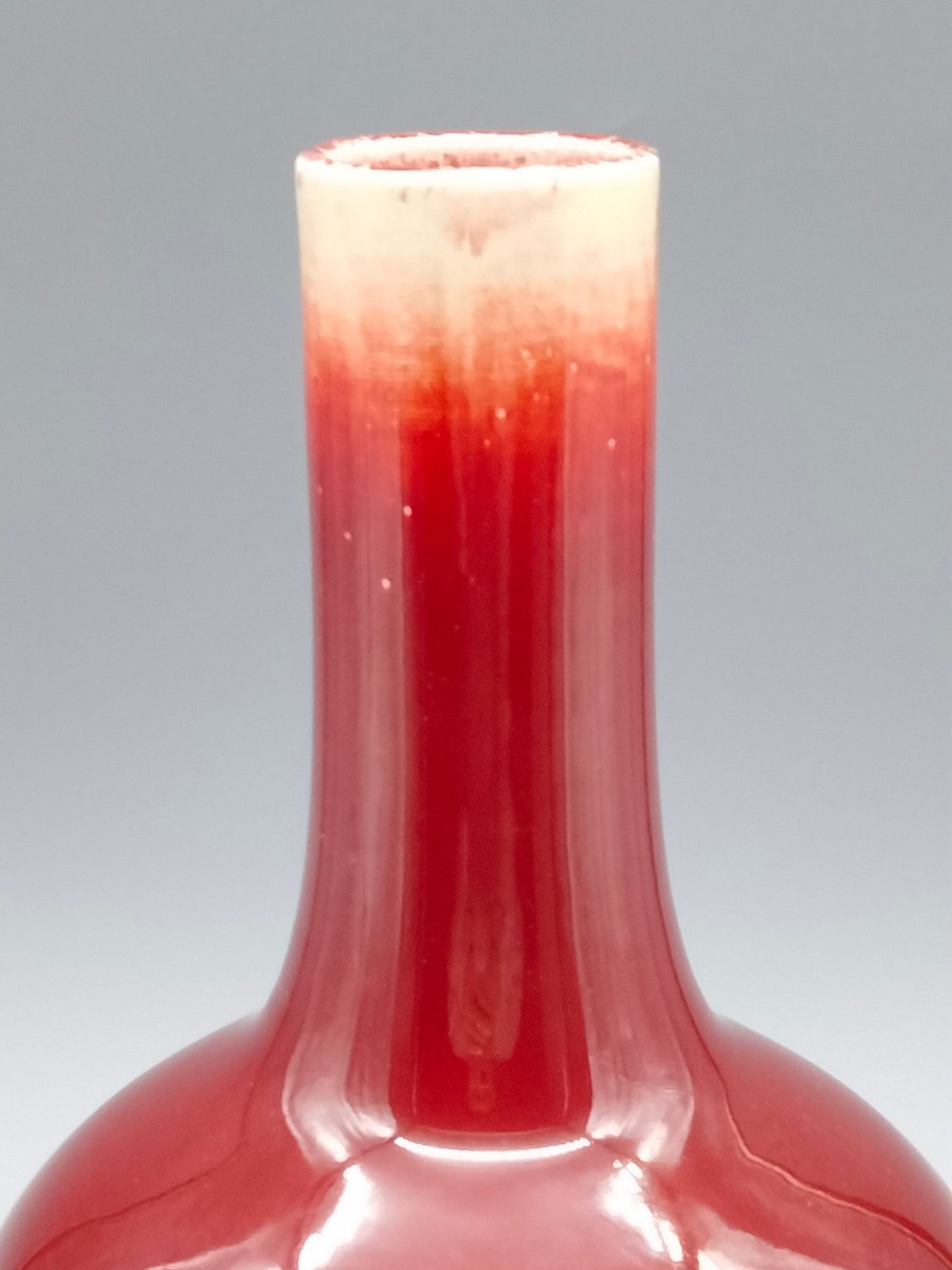 紅釉花瓶　花入　共箱付　高35 ｃｍ，重量1870ｇ 共箱 花瓶 | 伊羅保釉赤絵花瓶 藤本能道(作) 461.染付花瓶（共箱・黒田陶々庵箱）