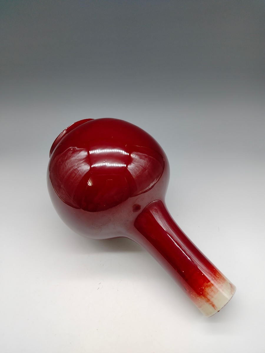 紅釉花瓶　花入　共箱付　高35 ｃｍ，重量1870ｇ 共箱 花瓶 | 伊羅保釉赤絵花瓶 藤本能道(作) 461.染付花瓶（共箱・黒田陶々庵箱）