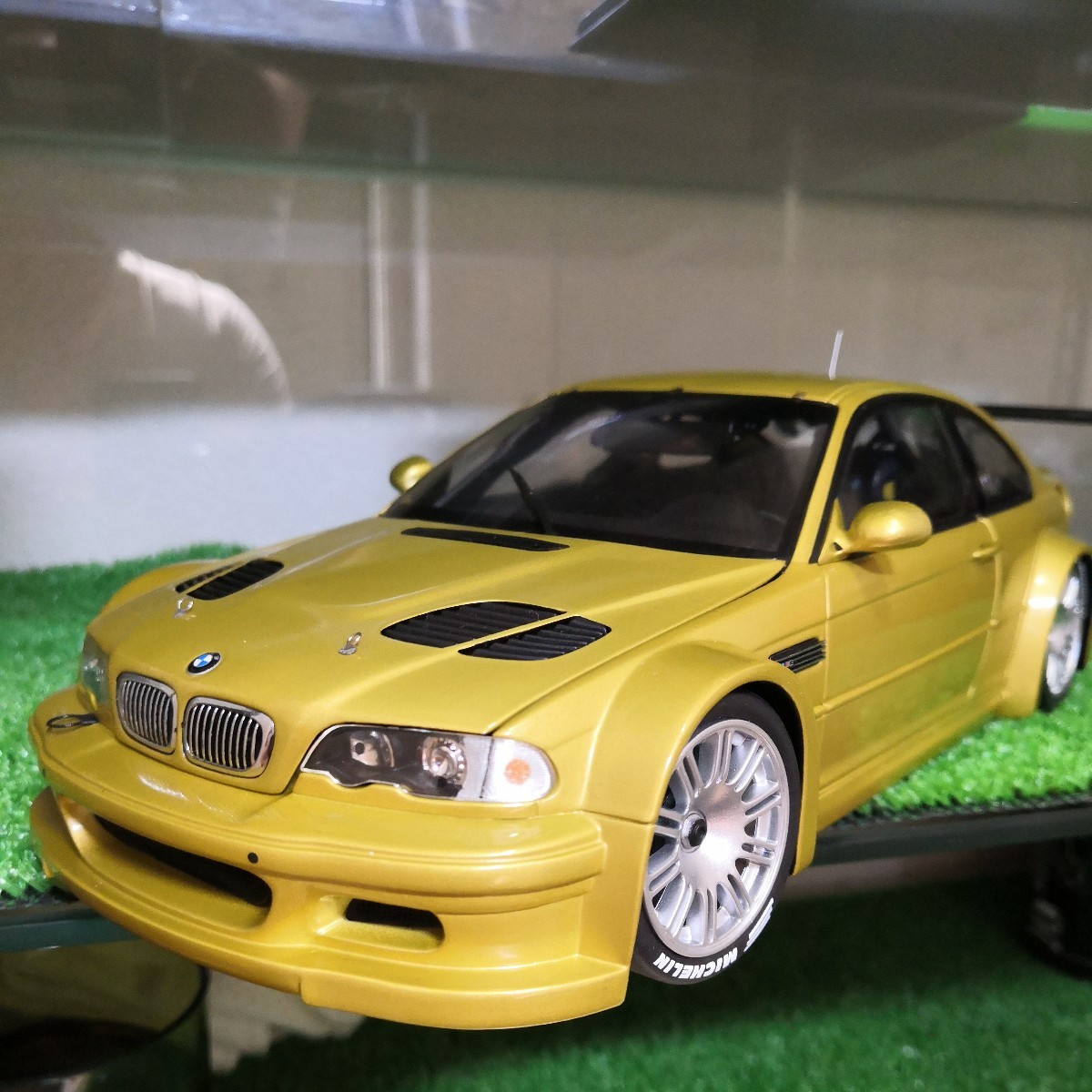 BMW特注モデル MINICHAMPS 1/18 BMW M3 GTR street 自動車 ミニカー