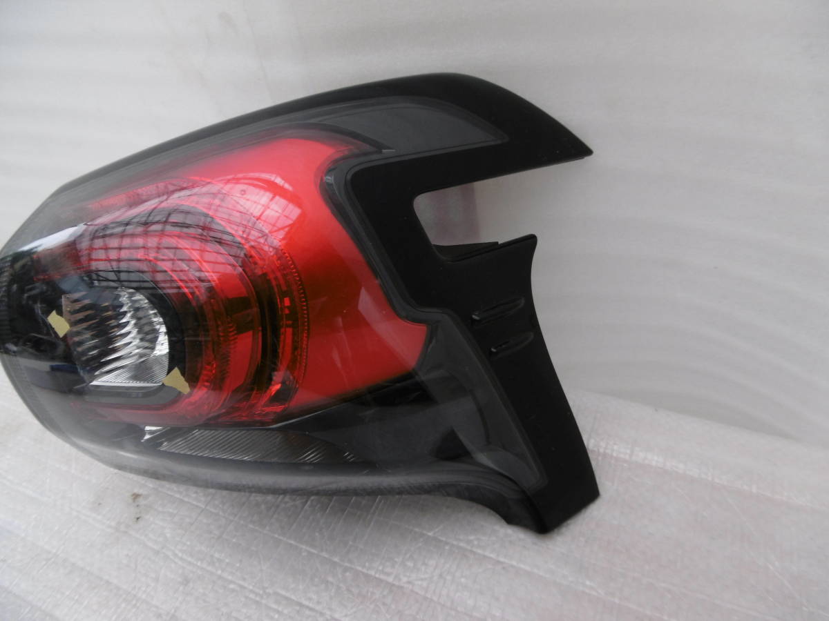 ★新品未使用★トヨタ シエンタ LED 右テールランプ/テールライト 運転席側　803-10-0 新品未使用 純正 トヨタ シエンタ テールランプ