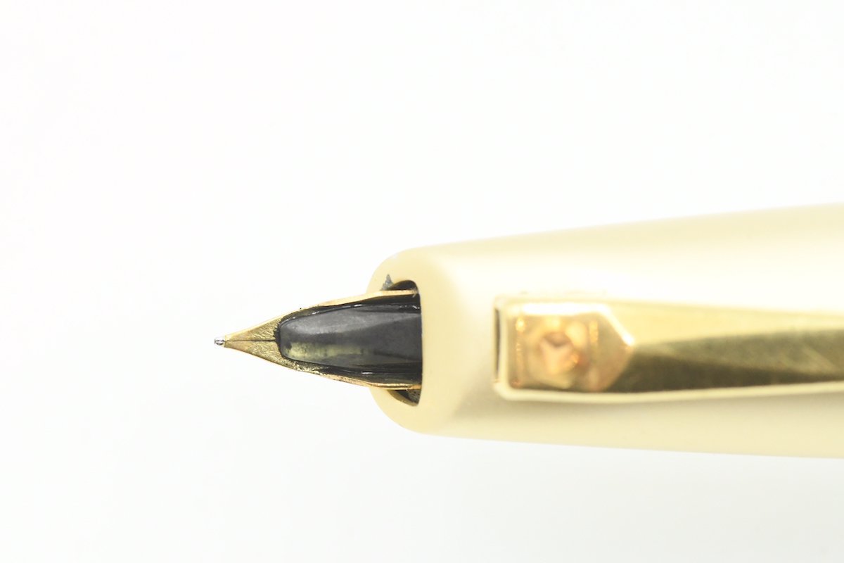 初代キャップレス PILOT ペン先14K 1960年代 回転式 万年筆 希少