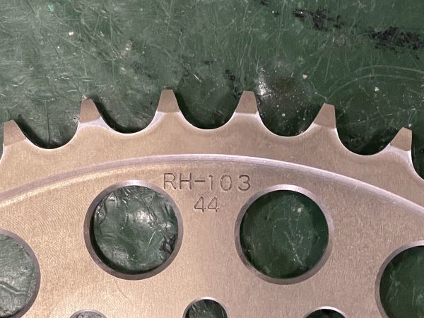 リアスプロケット 44T MC28 NSR250R 中古品 社外製 【公式通販】