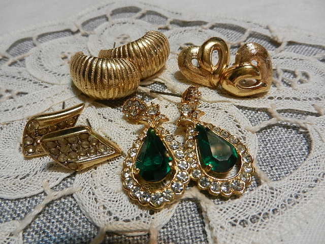 ピアス4点☆MONET☆Chr. Dior☆TRIFARI☆A＆S☆難あり 【公式通販】