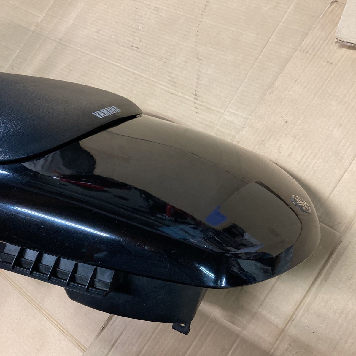 ヤマハ VOX 純正 シート メットイン バッテリーカバー ネジ付 SA31J 