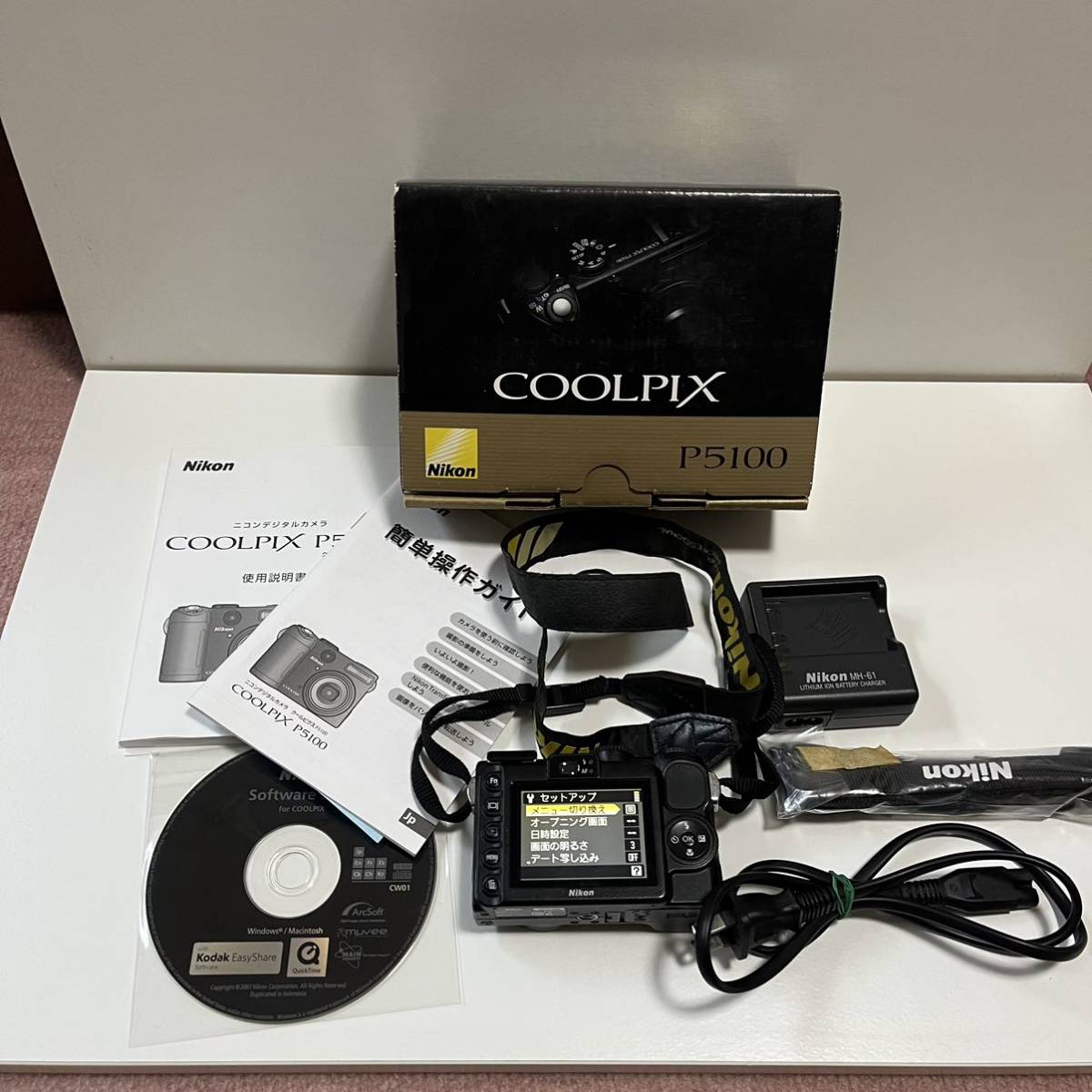 Nikon digital camera coo pixニコンクールピクス p5100デジタル 