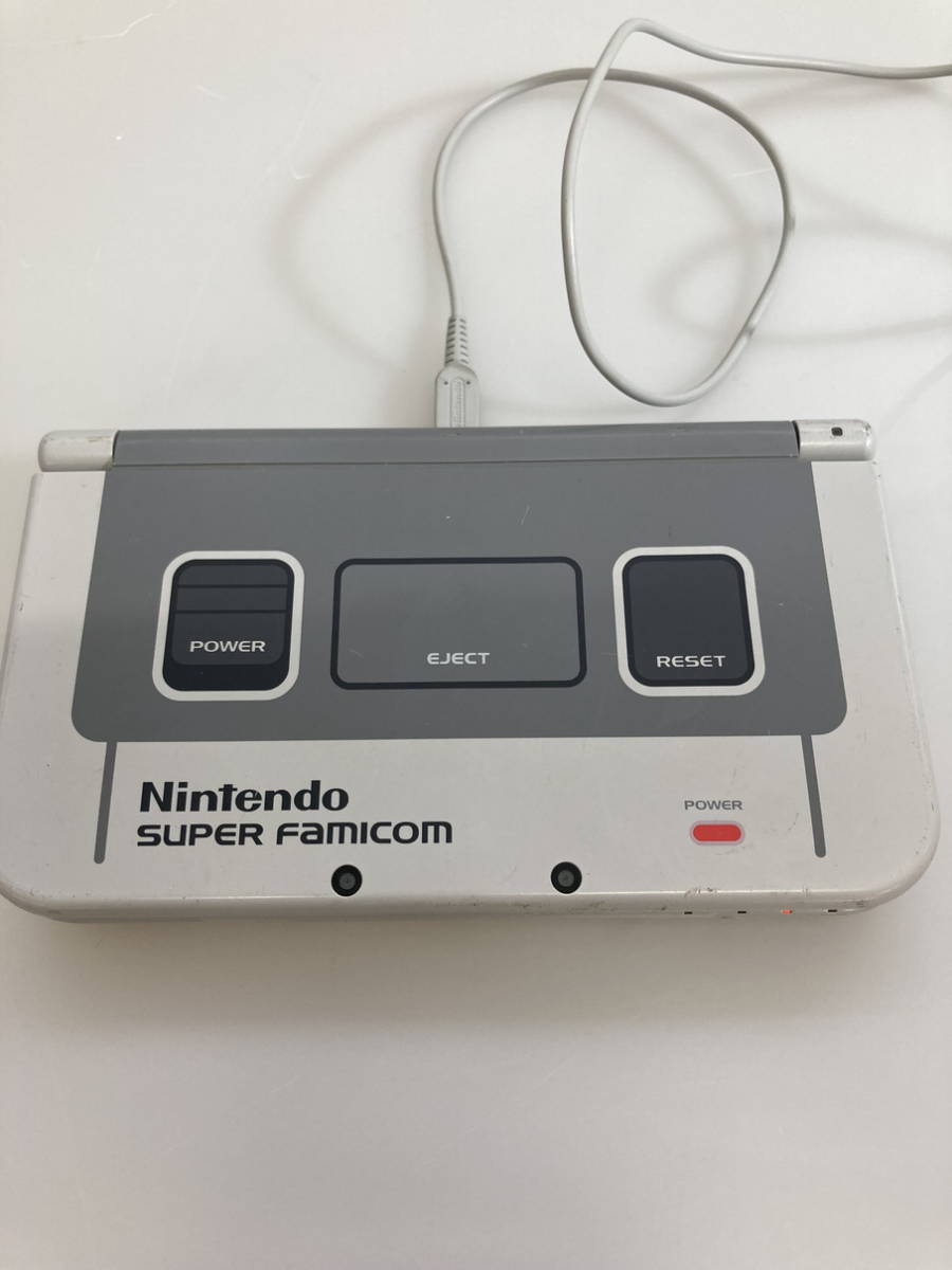 Newニンテンドー3DS LL スーパーファミコン エディション 画面割れ 