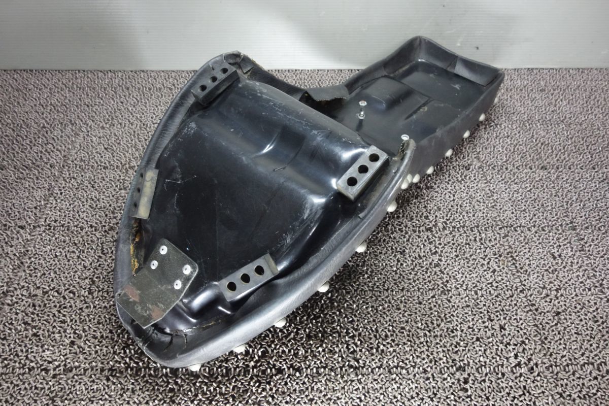イージーライダース コブラシート スティード400 NC26 #R20230412 