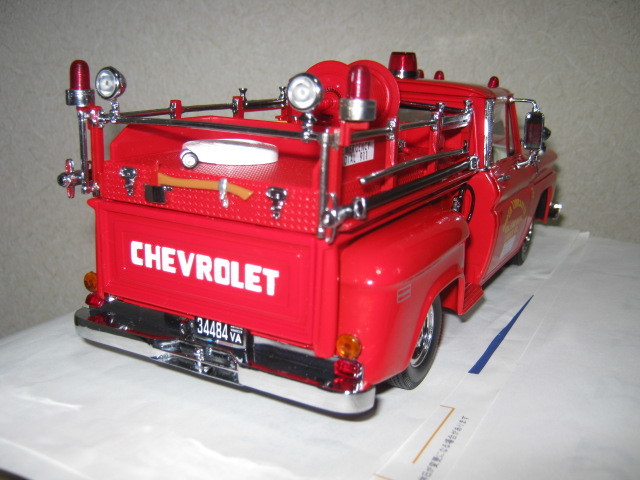 アメ車ミニカー サンスター 1965 シボレー C-20 消防自動車 希少 C