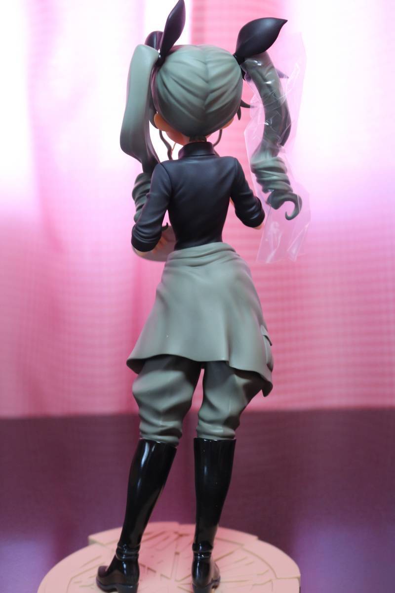 ガールズ＆パンツァー 劇場版　ディ・モールト ベネ　1/7　フィギュア　アンチョビ アンチョビ 劇場版 1&frasl;7