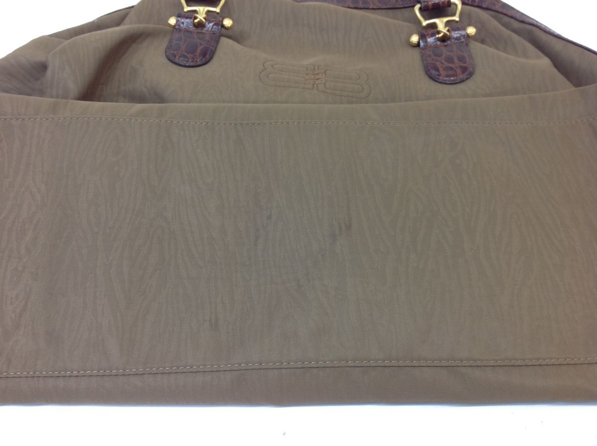 営KZ649-80 BALENCIAGA バレンシアガ BBロゴ ナイロン クロコダイル 型 