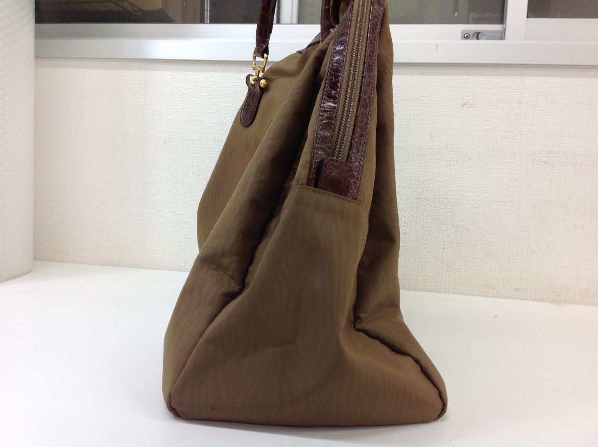BALENCIAGA バレンシアガ BBロゴ ナイロン レザー ハンドバッグ