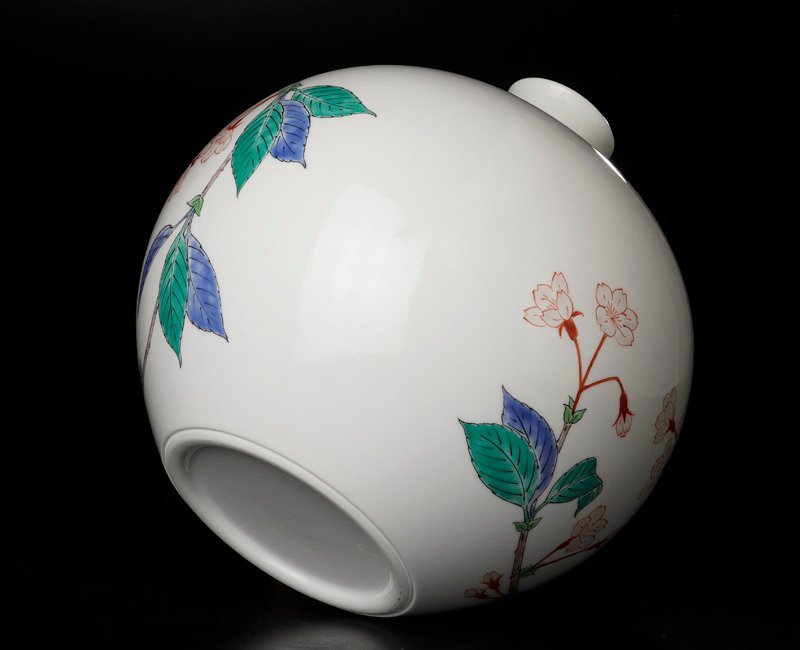 【古美味】十五代酒井田柿右衛門作 濁手 桜文 瓶 茶道具 保証品 W1Gs_3