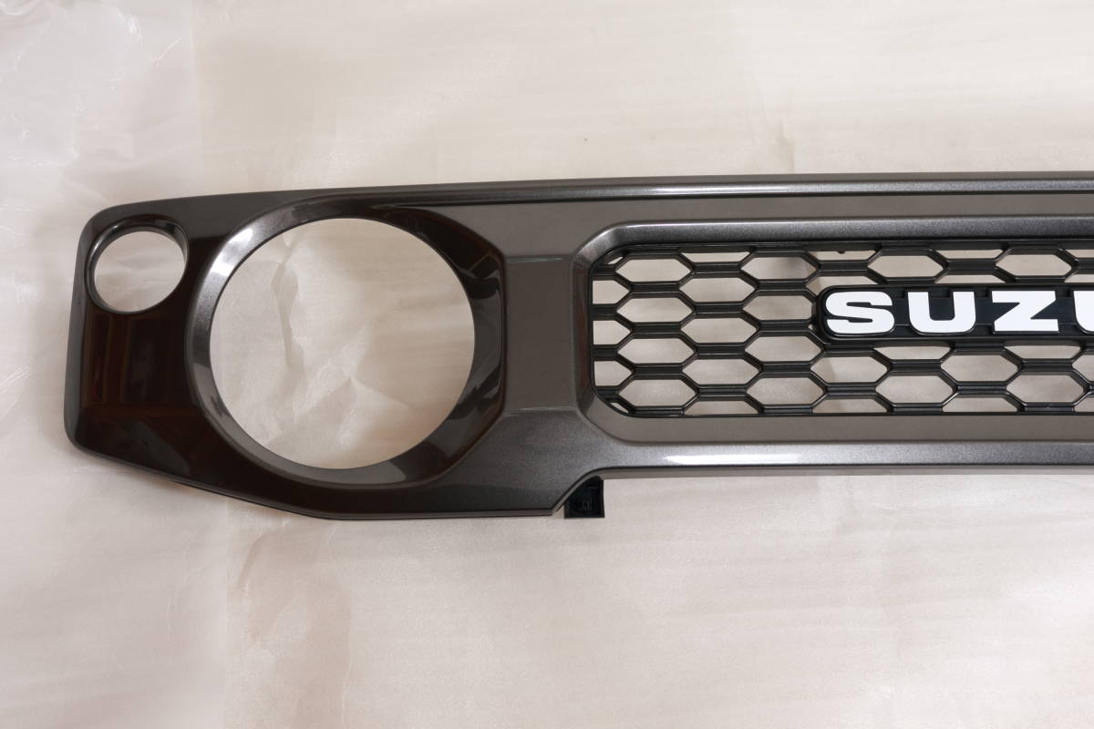 OEM SUZUKI メッシュグリル 非純正 ダークグレーメタリック OEM SUZUKI メッシュグリル 非純正 ダークグレーメタリック 【公式通販】