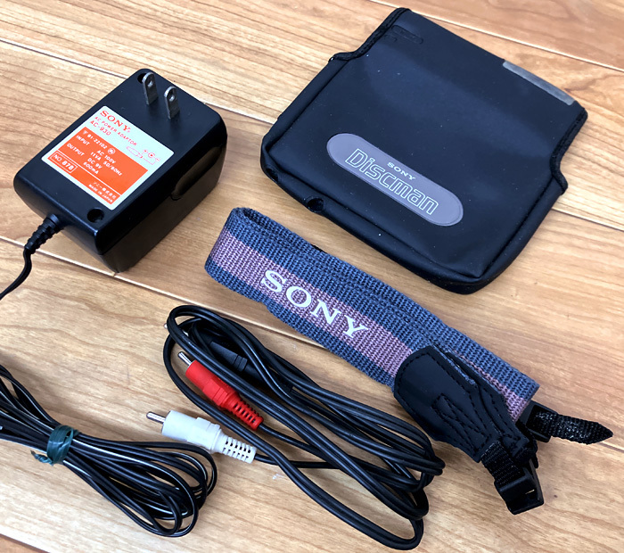 SONY Discman D-100 ポータブルCDプレーヤー 取説 元箱付き ソニー
