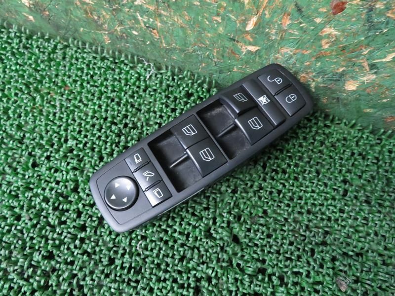 『psi』 メルセデスベンツ DBA-169032 Aクラス W169 A170 パワーウィンドースイッチ H17年式