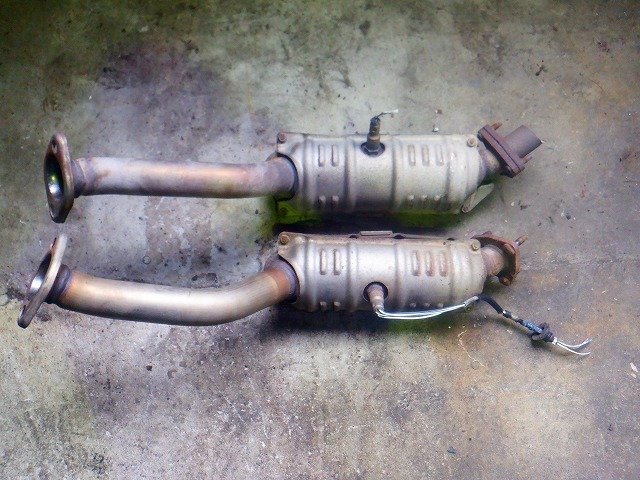 ホンダ フィット GD1 触媒 キャタライザー L13A L15A フロント 