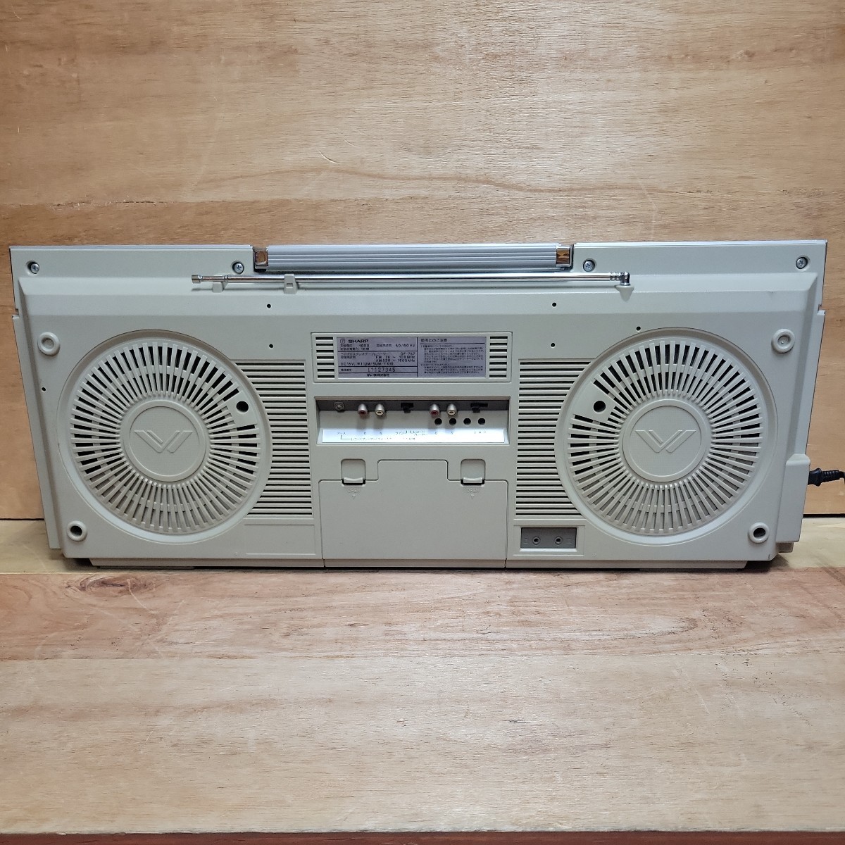 D 当時物 SHARP GF-757 ダブルカセット ラジカセ 大型ラジカセ D 当時物 SHARP GF-757 ダブルカセット ラジカセ 大型ラジカセ