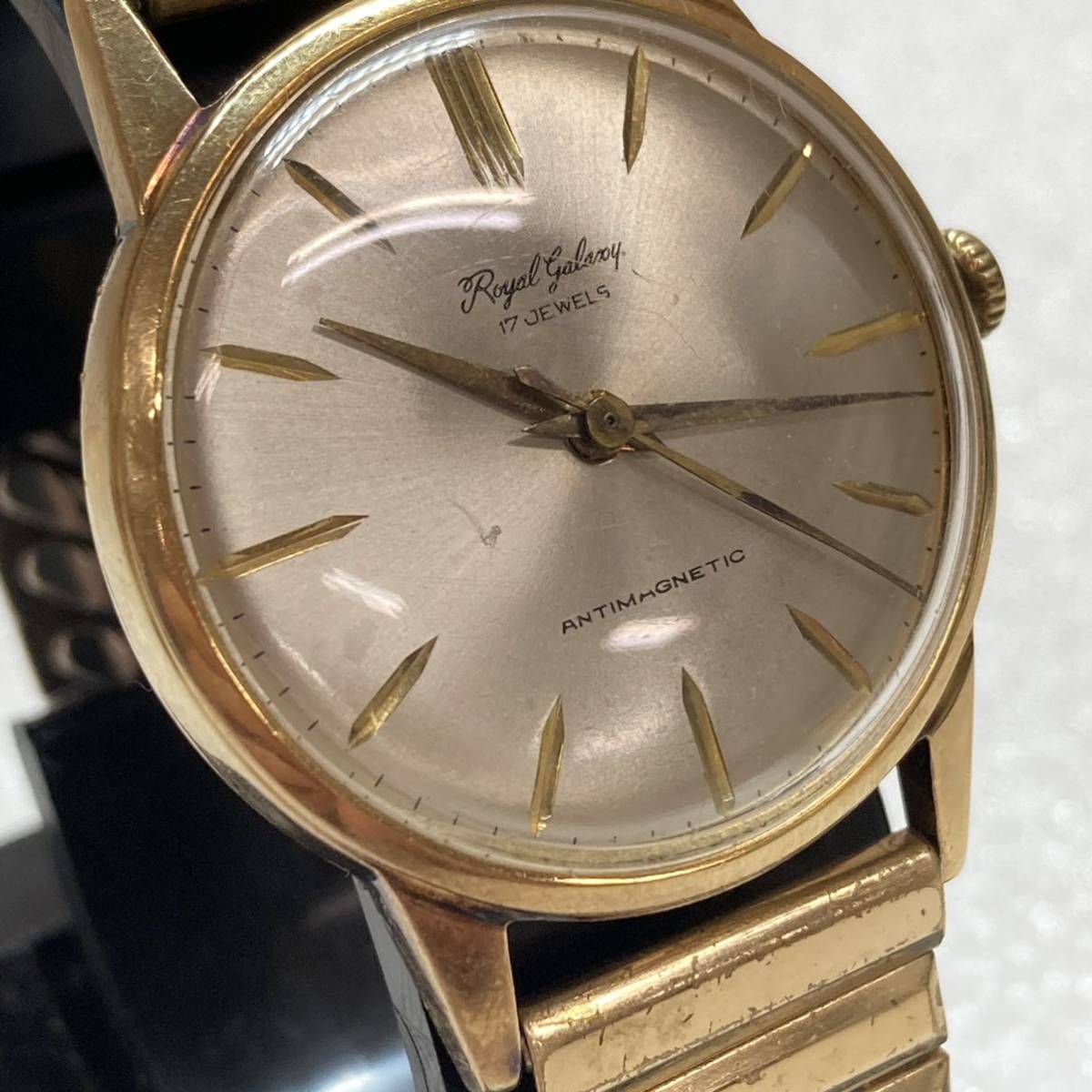 F3141☆ 稼働 ロイヤル18K 750 Royal Galaxy 17石 手巻き Parlon 