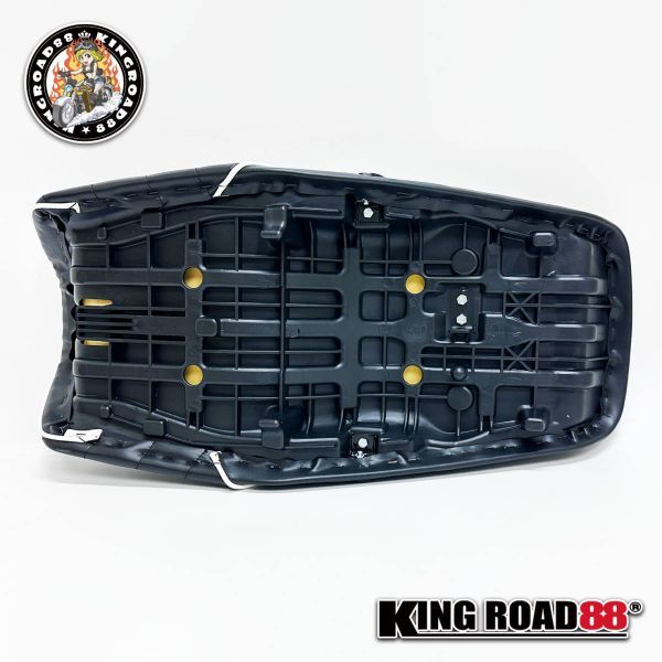 ヤマハ / XJR400 / 前期 / 4HM ☆ KingRoad88 / タックロールシート / あんこ抜き / 合成レザー パイピング ホワイト　_8