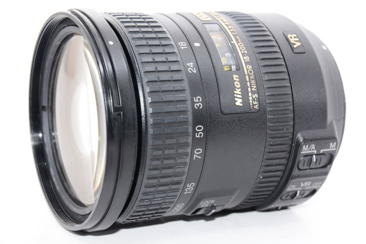 AF-S DX VR 18-200mm Nikon ED f⁄3.5-5.6G Lens Nikkor II