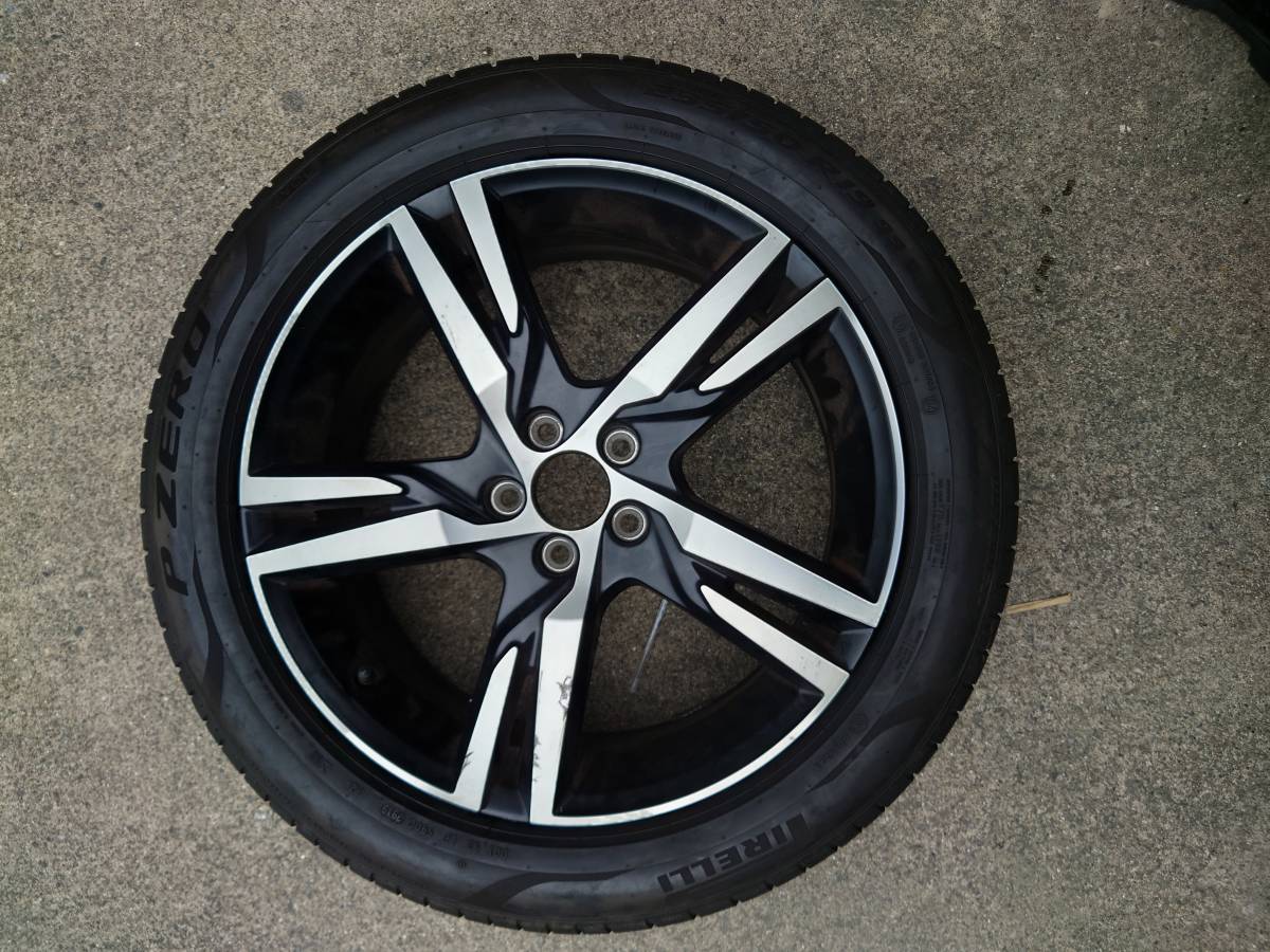 VOLVO ボルボXC40純正7．5J-19　P-ZERO　235/50R19　99V VOL　1本SET