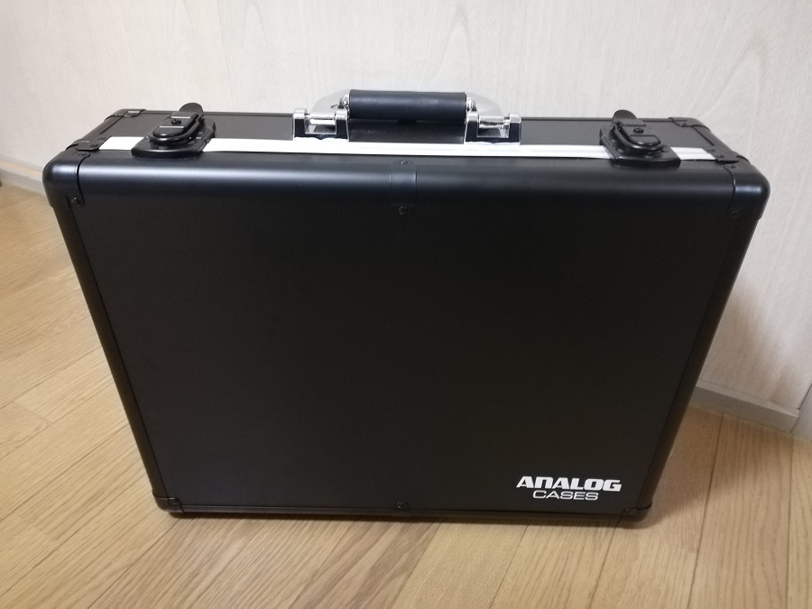 Analog Cases Akai アカイ MPC Live 2 専用 ハードケース(サンプラー 