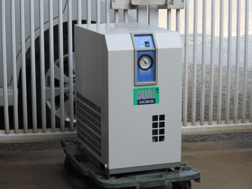 SMC ＜エアードライヤーIDU3E-10-X164 ファンモータ不良 100V用/程度  