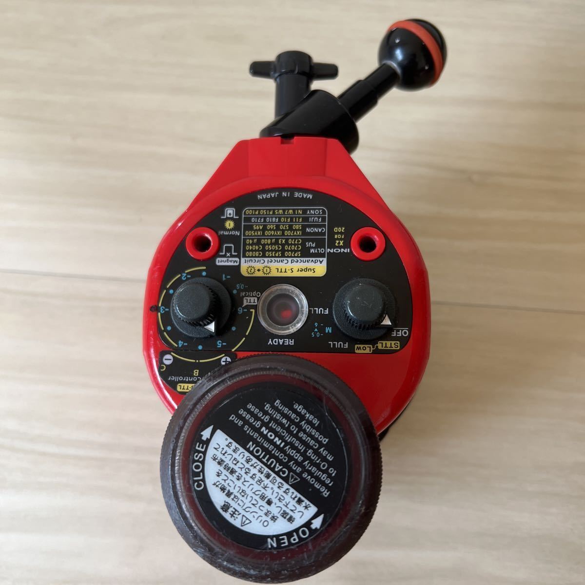 イノン 水中ストロボ S-2000 INON イノン D-2000 Type2 &Type3 水中高 