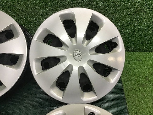 【送料無料】NHP10 アクア S 前期 純正 スチールホイール/キャップ付 15×5.5J 4穴-100 4本セット 冬用/スタッドレス用などにも♪ 鉄ホイル アクア トヨタ 純正 NHP10純正ホイールキャップ やや傷や汚れあり ホイールキャップ（タイヤ・ホイール