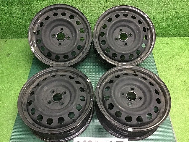 【送料無料】NHP10 アクア S 前期 純正 スチールホイール/キャップ付 15×5.5J 4穴-100 4本セット 冬用/スタッドレス用などにも♪ 鉄ホイル アクア トヨタ 純正 NHP10純正ホイールキャップ やや傷や汚れあり ホイールキャップ（タイヤ・ホイール
