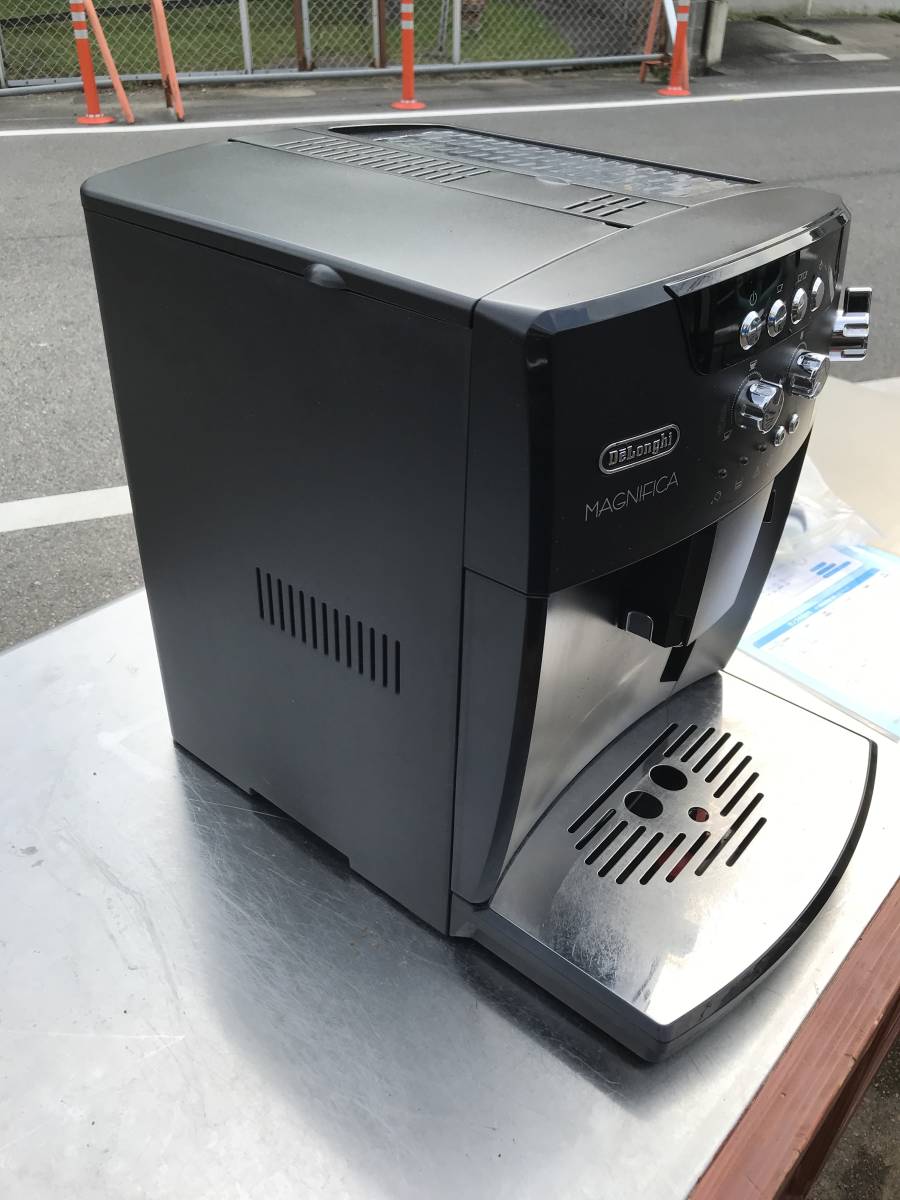 デロンギ マグニフィカ 全自動エスプレッソマシン ESAM03110B 30