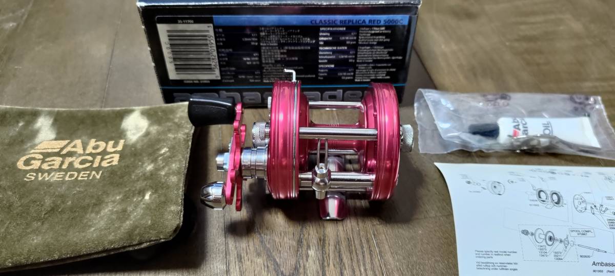 Abu ambassadeur Big A 5000C ピンクレッド クラシックレプリカ Abu ambassadeur Big A 5000C ピンクレッド クラシックレプリカ