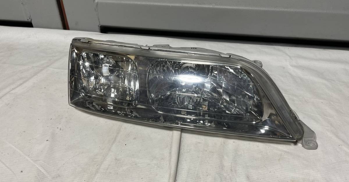 トヨタ TOYOTA 純正 JZX100 GX100 マーク2 前期ハロゲン ヘッドライト 