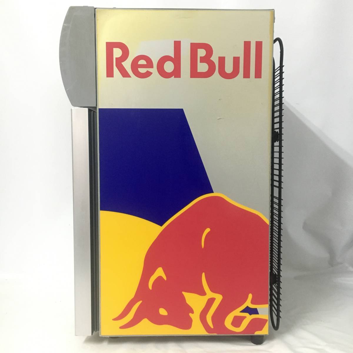 ut9/36 Red Bull レッドブル ドリンクショーケース CMV20 冷蔵庫 卓上 