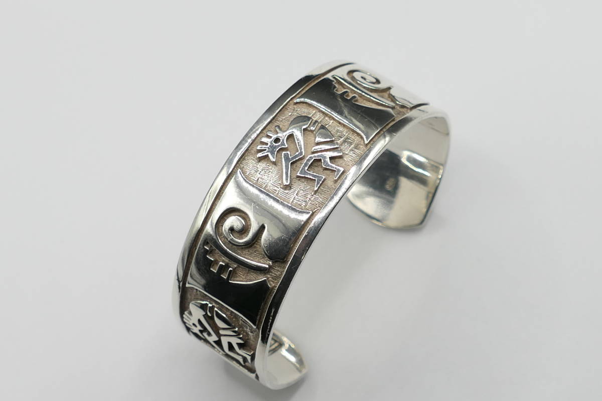 インディアンジュエリー VB刻印 VERNON BEGAY ヴァーノンビゲイ ナバホ