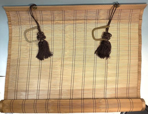 「御簾　三枚」 葦簀 すだれ 茶道 華道 茶室 花唐草文 金具 間仕切 日除け 虫除け 和室 古民具 170×87.5cm y06540500 三ツ折（懐紙入） 名物裂 茶道具 すだれ 葦簀 （ふたえ