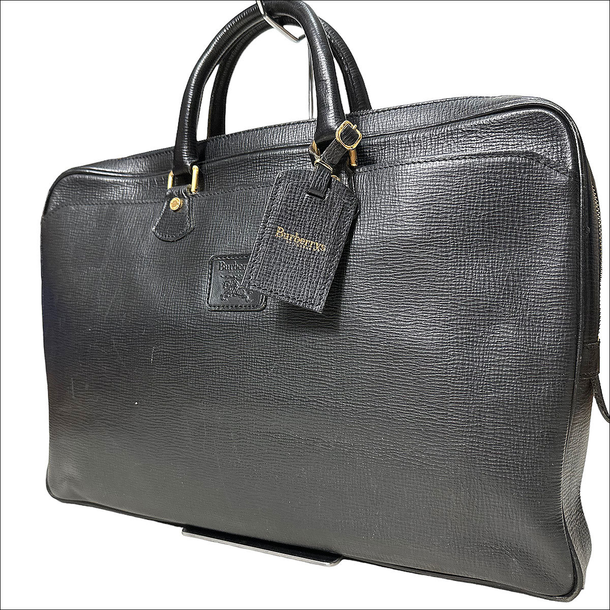 1スタ 良品 バーバリー レザーブリーフケース ビジネスバッグ チェック柄裏地 ブラック BURBERRY J5138