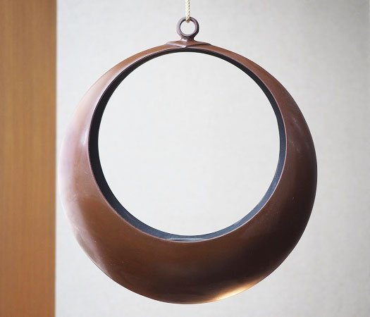 【結】未使用保管品◆高岡銅器　茶道具　満月型　吊り花入れ　花器◆