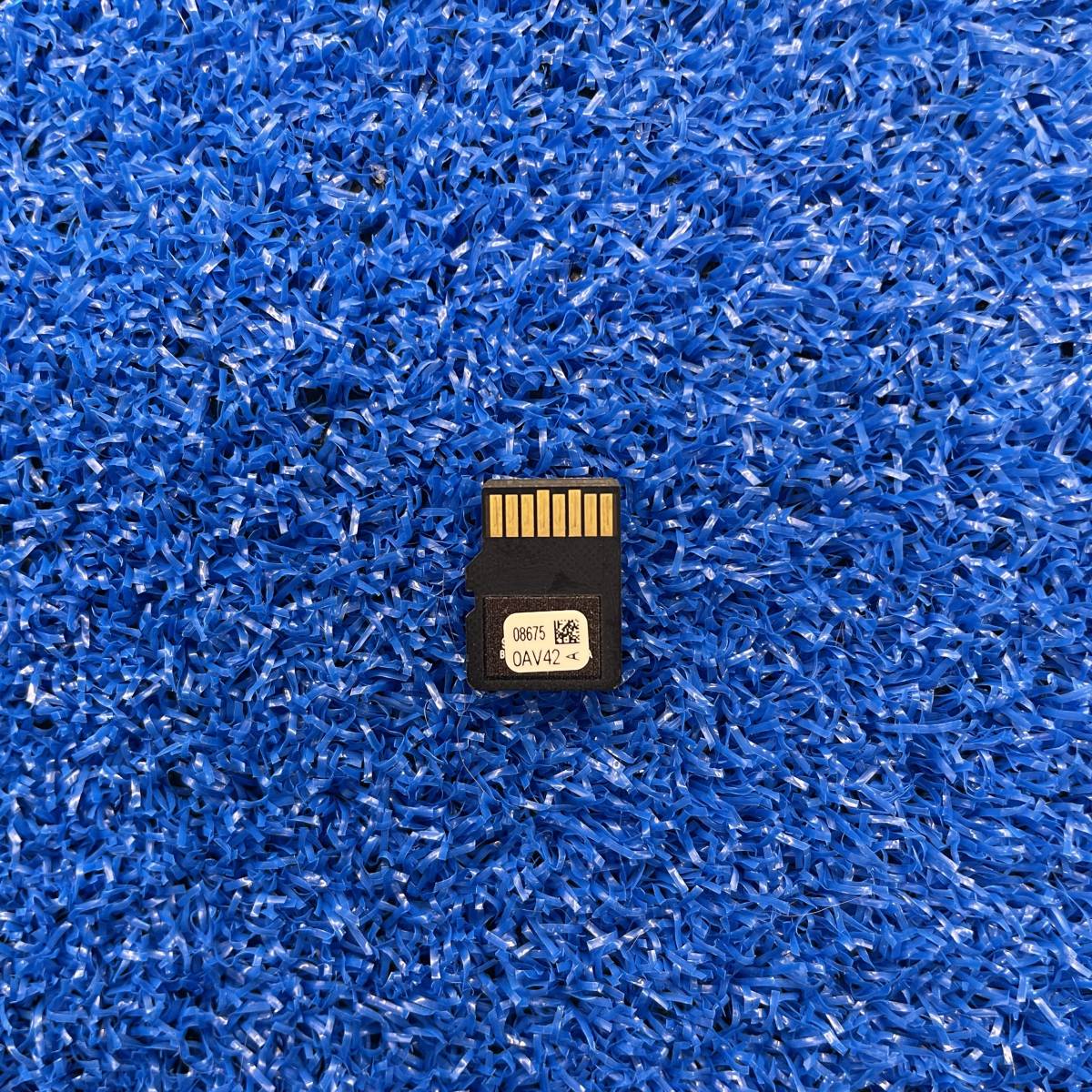 AK-0008005] トヨタ純正 SDカードNSZT-Y68T地図データ2019年 08675