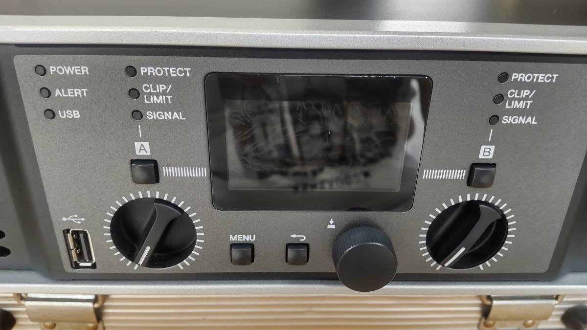 【動作確認中古】美品 YAMAHA PX3 パワーアンプ ステレオ出力300+300W
