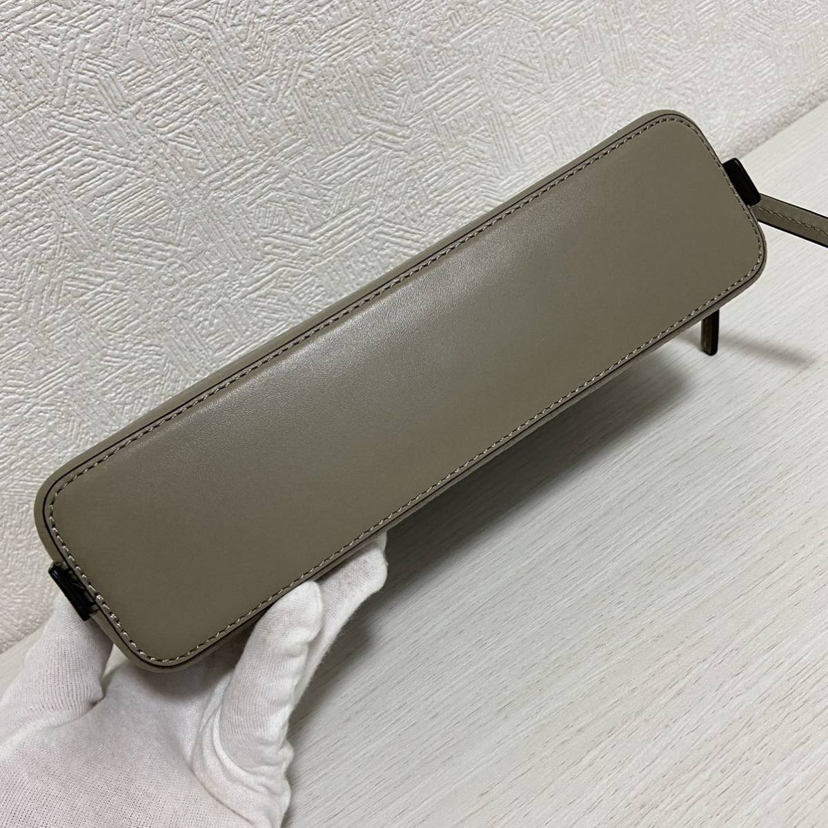 BY MALENE BIRGER レザーセカンドバッグ ハンドバッグ ☆プロフィール