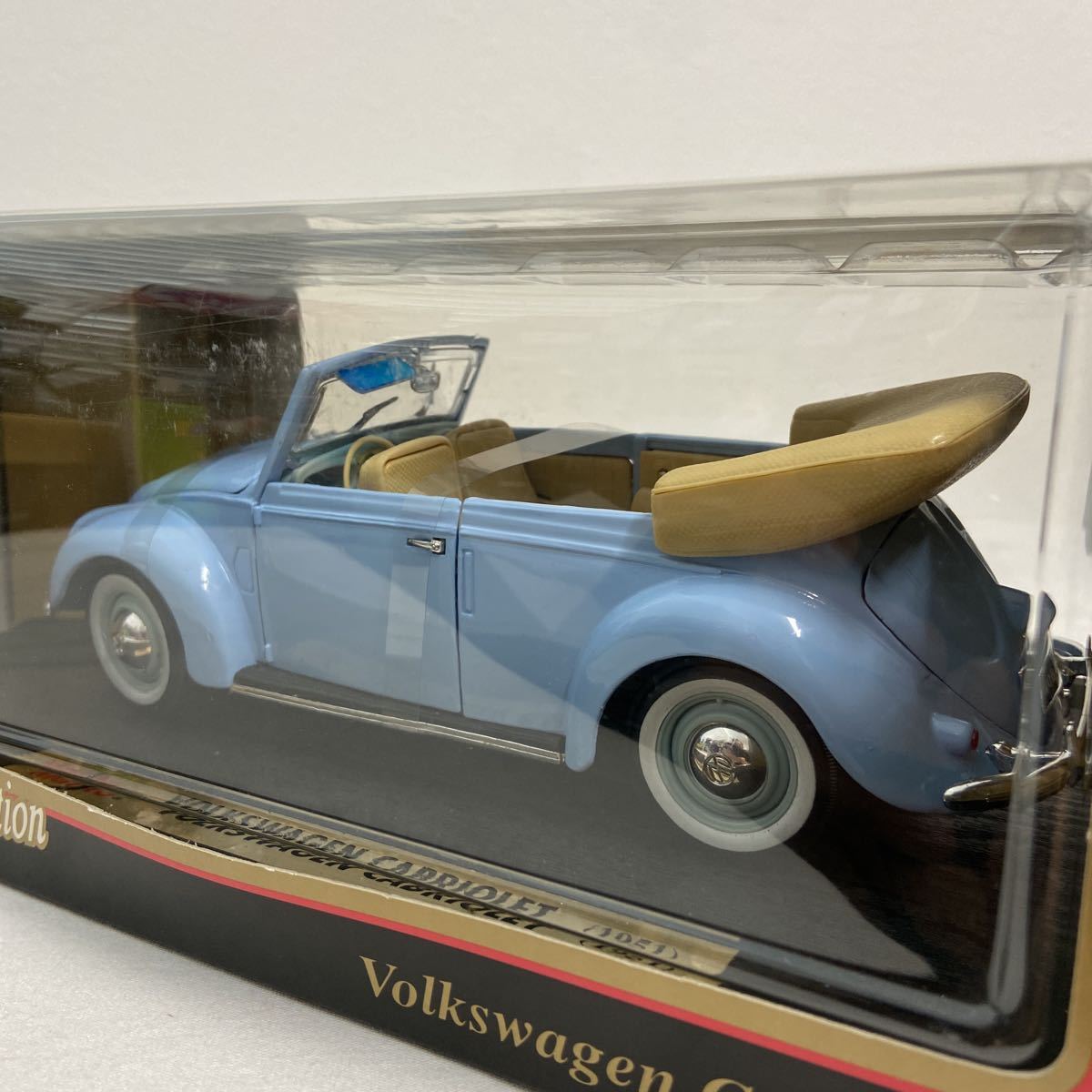 Maisto 1/18 Volkswagen Beetle Cabriolet 1951年 マイスト