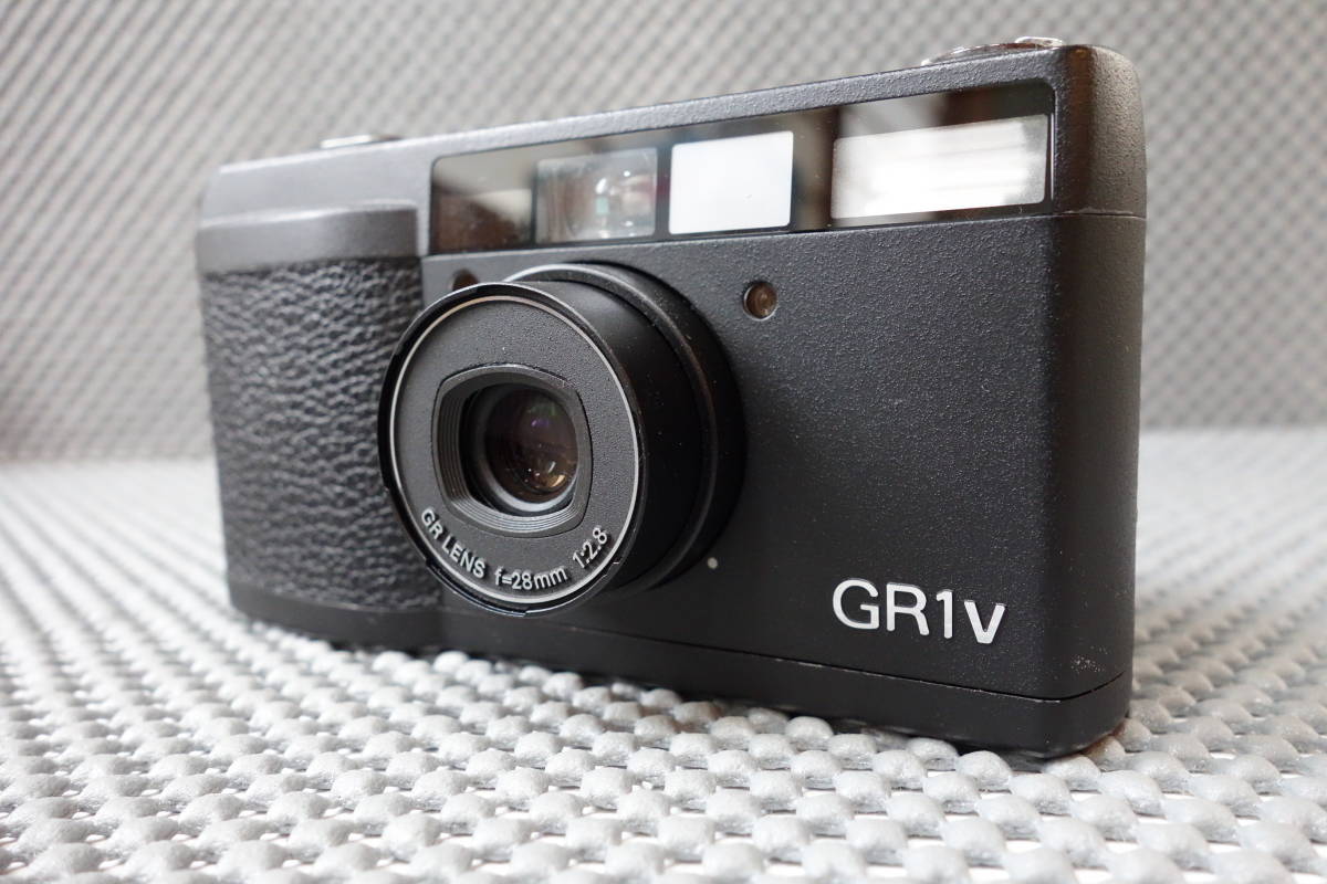 リコー GR1v (Silver) オークション比較 - 価格.com