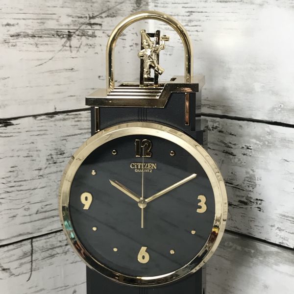8Y56 CITIZEN モダンライフ700 振り子時計 4RP700-018 金色 み 商品